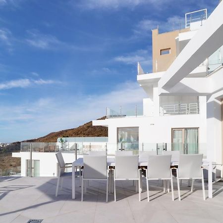 Bayview Hills, Luxury 2 Bedroom Apartment Malaga Luaran gambar